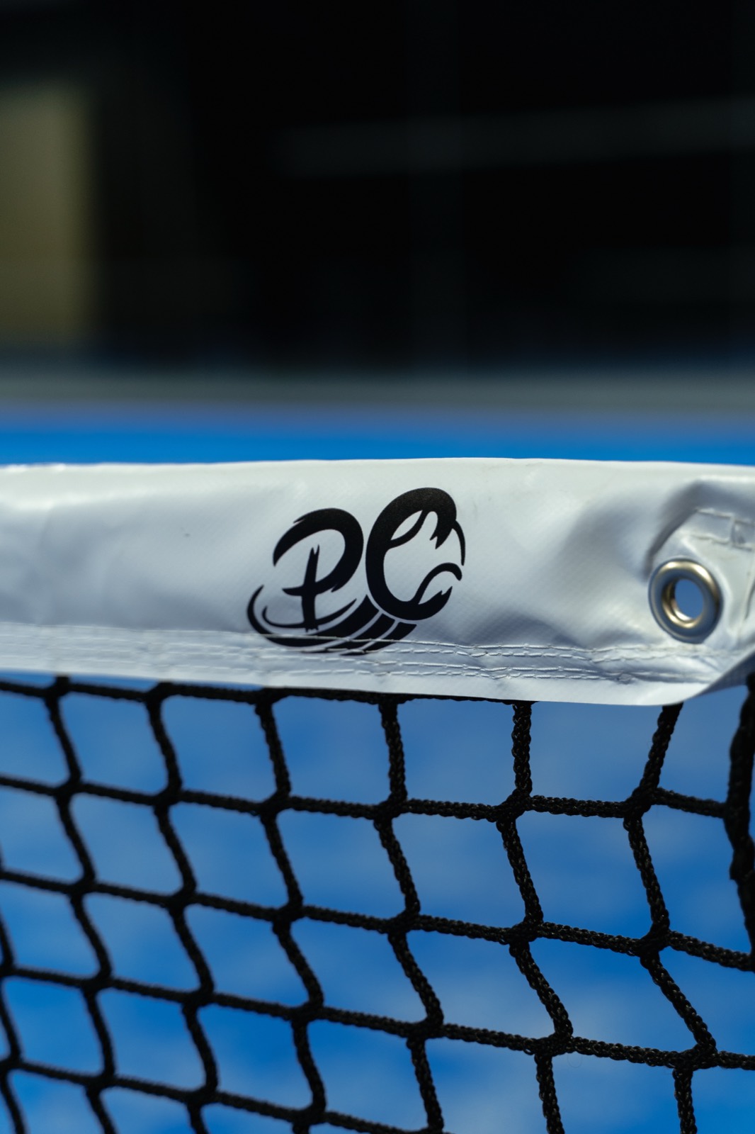 Netzband mit dem PC-Logo